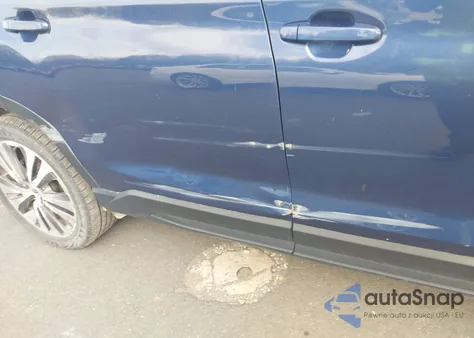 2021 Subaru Ascent Premium z USA, uszkodzony, nr VIN 4S4WMAHD1M3447691